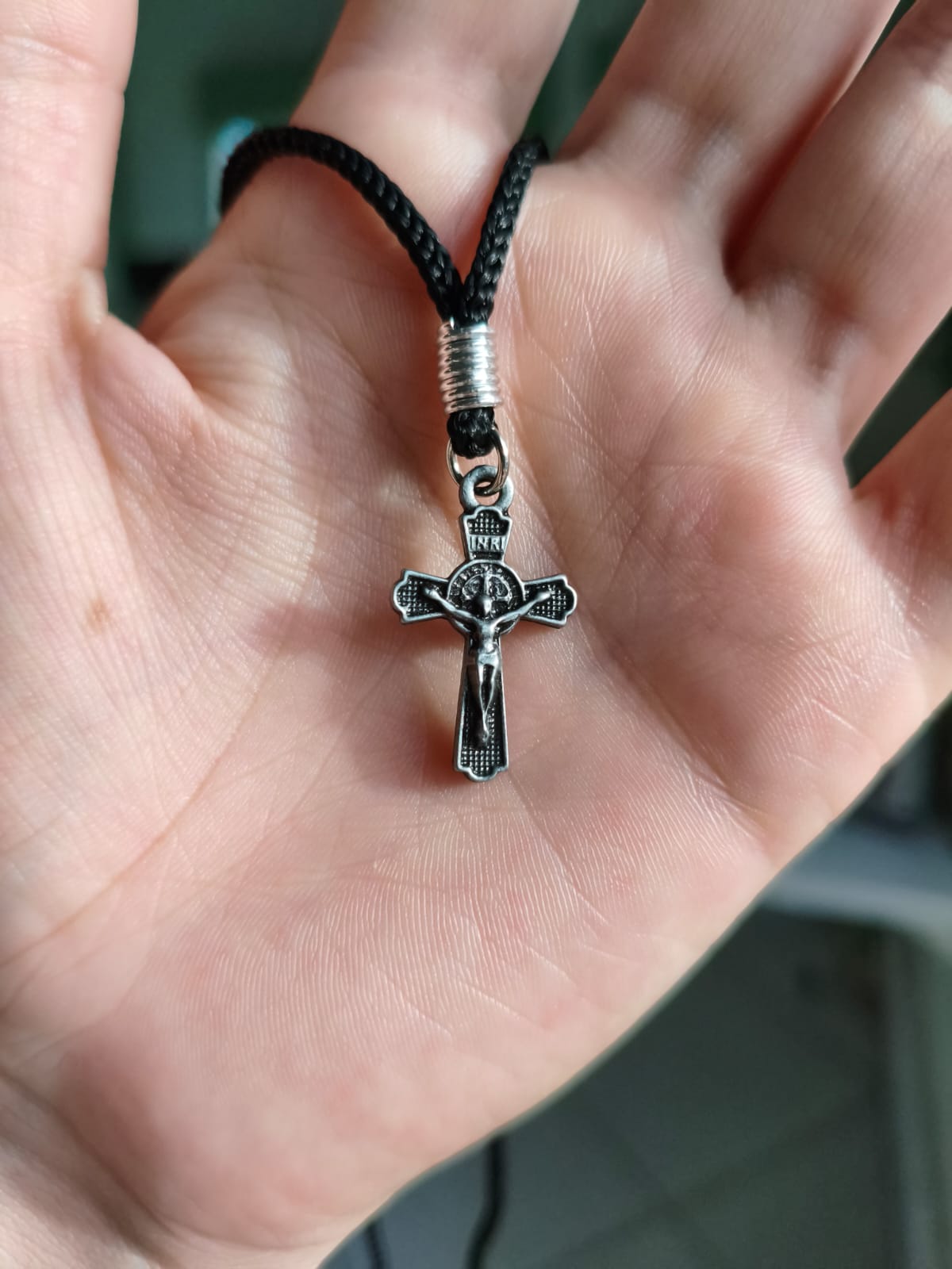 Cordão c/ cruz de São Bento